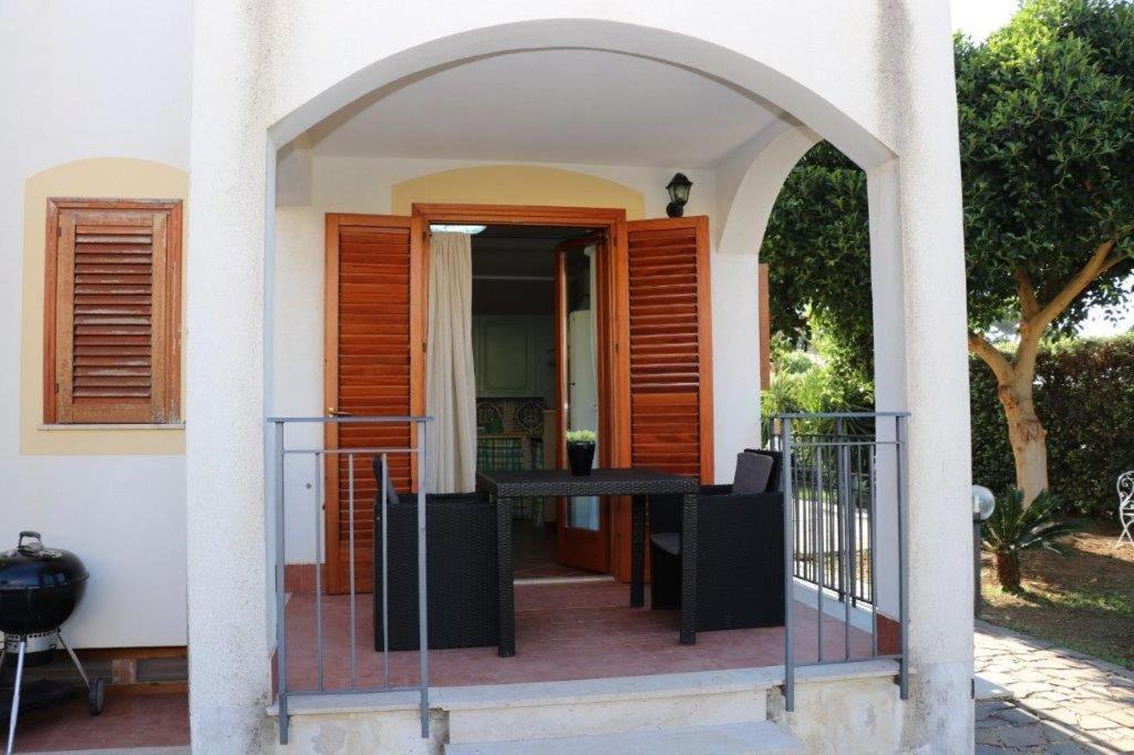 Villa Cavalluccio Marino Con Piscina Idromassaggio Carini Buitenkant foto